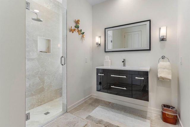17069 Royal Cove Way, Boca Raton, FL 33496