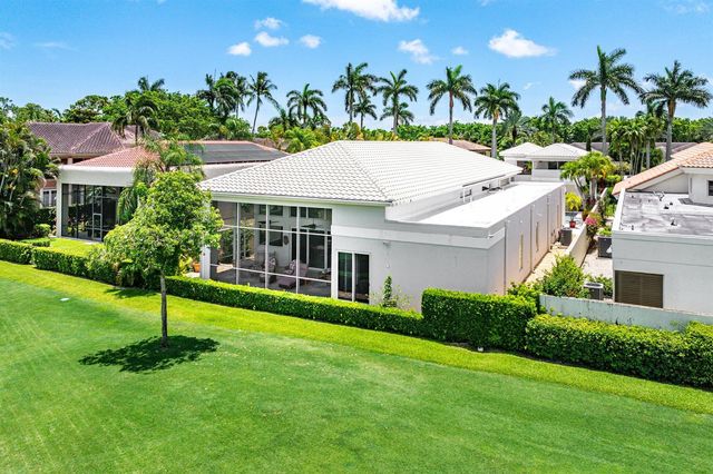 17069 Royal Cove Way, Boca Raton, FL 33496