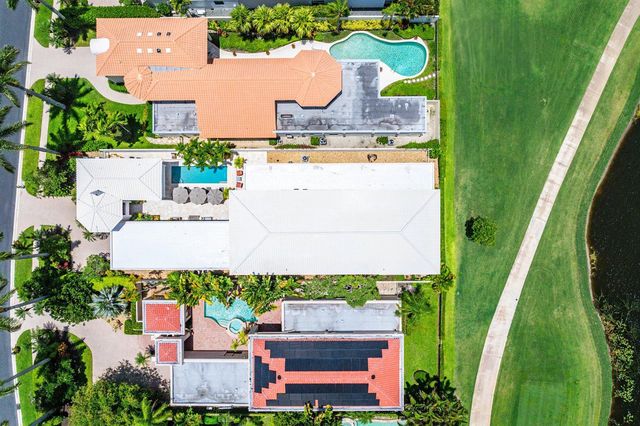 17069 Royal Cove Way, Boca Raton, FL 33496