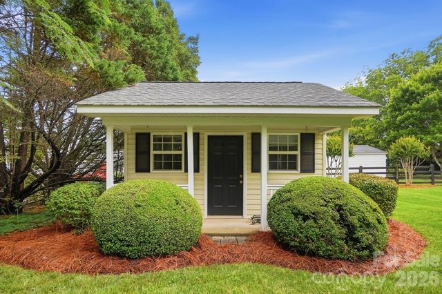 258 Glenwood Drive, Oakboro, NC 28129