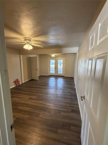 310 Deep Woods Lane, Livingston, TX 77351