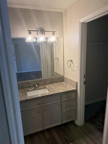 310 Deep Woods Lane, Livingston, TX 77351