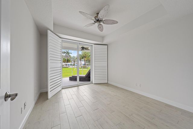 411 Bay Colony Drive N, Juno Beach, FL 33408