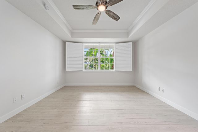 411 Bay Colony Drive N, Juno Beach, FL 33408