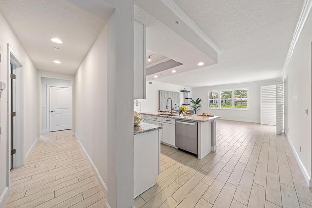 411 Bay Colony Drive N, Juno Beach, FL 33408