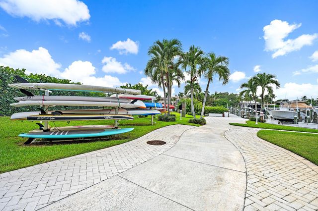 411 Bay Colony Drive N, Juno Beach, FL 33408