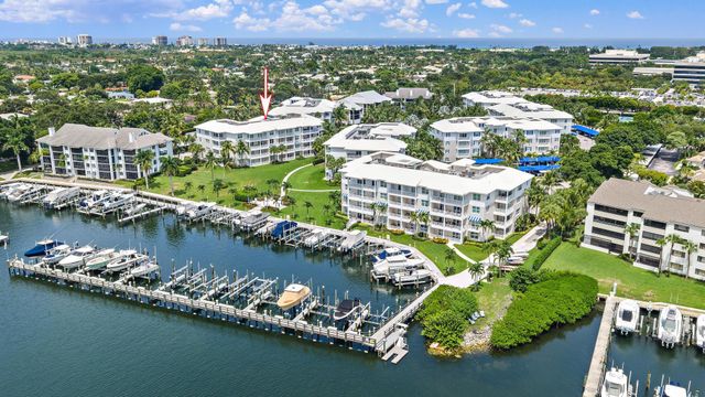 411 Bay Colony Drive N, Juno Beach, FL 33408