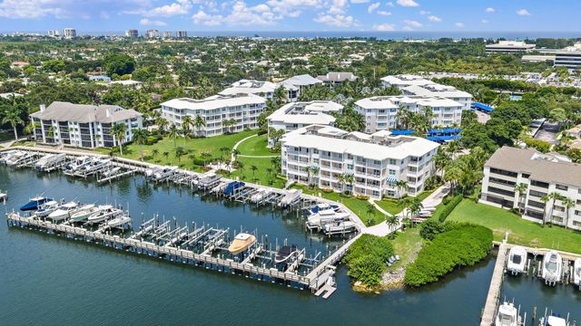 411 Bay Colony Drive N, Juno Beach, FL 33408