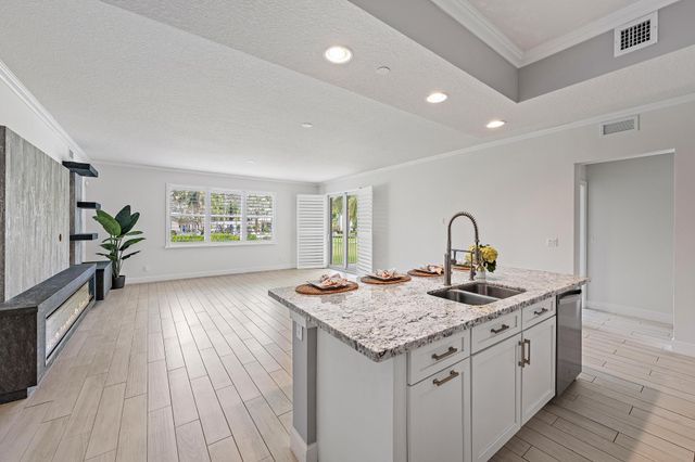411 Bay Colony Drive N, Juno Beach, FL 33408