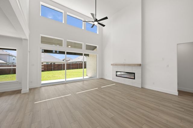 3714 Milwaukee Avenue, Midlothian, TX 76065