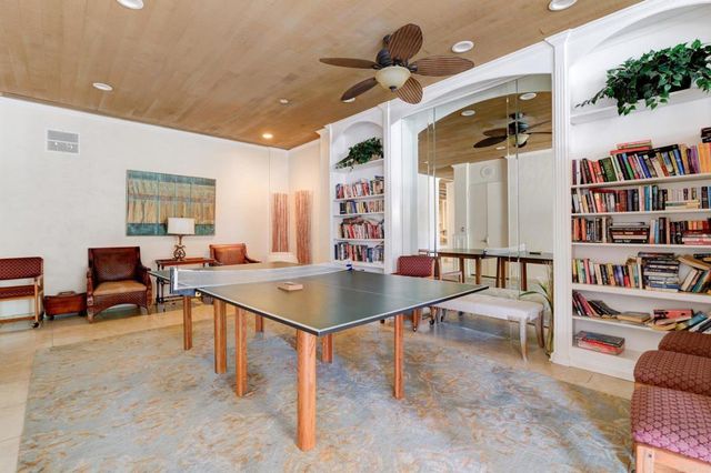1885 Diamond Street 323, San Diego, CA 92109