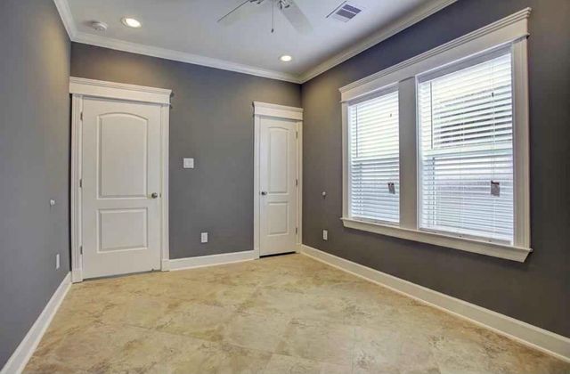 2115 Bidwell Drive, Houston, TX 77018