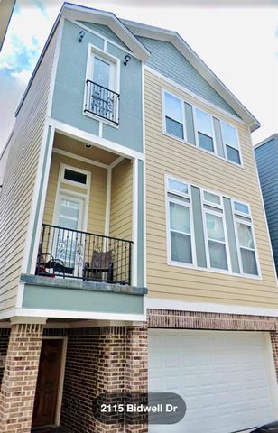 2115 Bidwell Drive, Houston, TX 77018