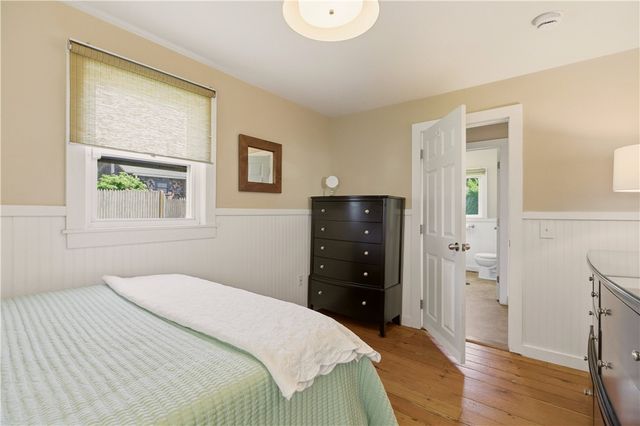 272 Riverside Street, Portsmouth, RI 02871