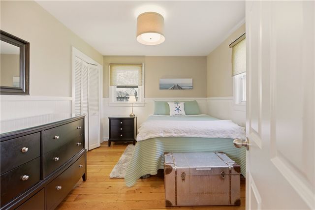 272 Riverside Street, Portsmouth, RI 02871