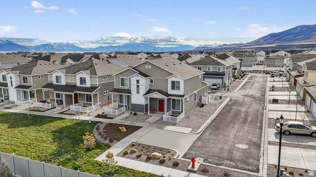 84 E FAIRMONT PL, Saratoga Springs, UT 84045