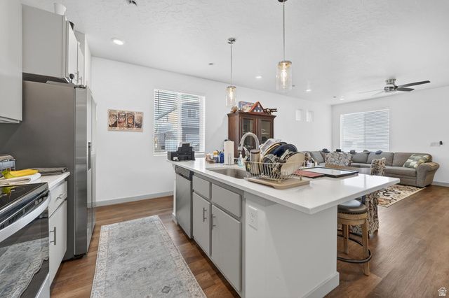 84 E FAIRMONT PL, Saratoga Springs, UT 84045