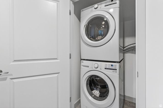 84 E FAIRMONT PL, Saratoga Springs, UT 84045