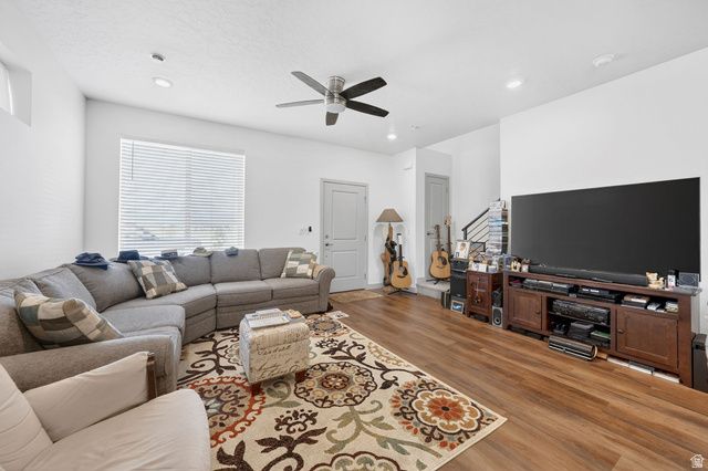 84 E FAIRMONT PL, Saratoga Springs, UT 84045