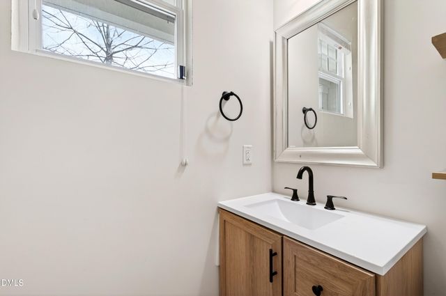 524 Panorama View Loop, Cary, NC 27519