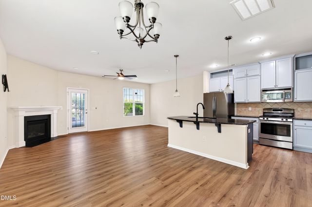 524 Panorama View Loop, Cary, NC 27519