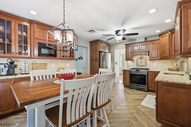 14 High Ridge Rd, Washington Twp., NJ 07853