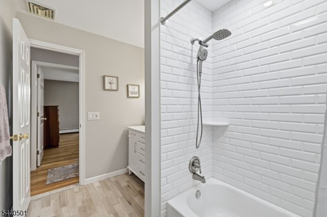 14 High Ridge Rd, Washington Twp., NJ 07853