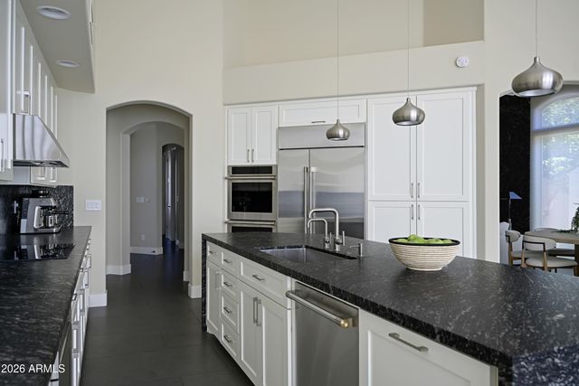 11803 E TERRA Drive, Scottsdale, AZ 85259