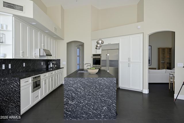 11803 E TERRA Drive, Scottsdale, AZ 85259