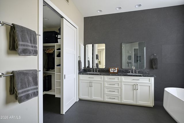11803 E TERRA Drive, Scottsdale, AZ 85259