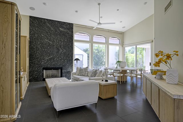 11803 E TERRA Drive, Scottsdale, AZ 85259