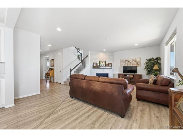 39260 Braxton Ln, Elizabeth, CO 80107