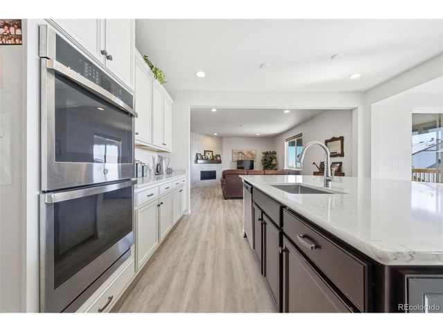 39260 Braxton Ln, Elizabeth, CO 80107