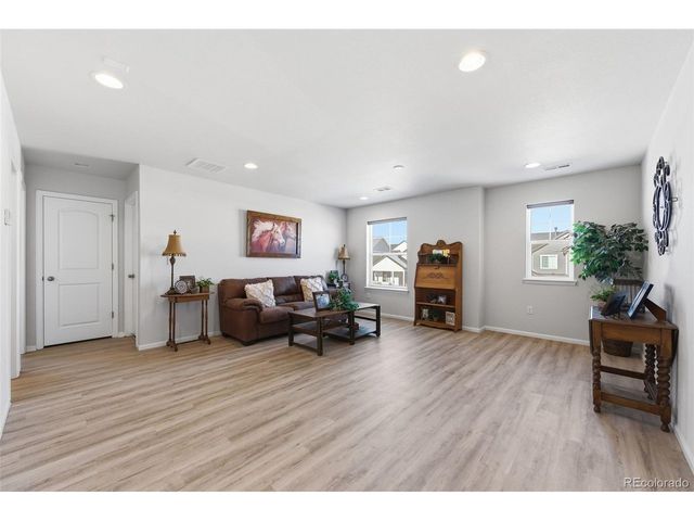 39260 Braxton Ln, Elizabeth, CO 80107