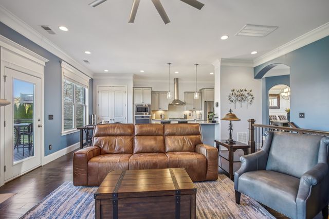 104 Copper Creek Dr, Goodlettsville, TN 37072