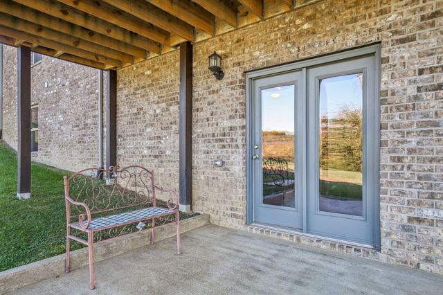 104 Copper Creek Dr, Goodlettsville, TN 37072