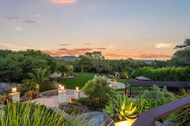 8950 Vista De Lago Ct, Granite Bay, CA 95746