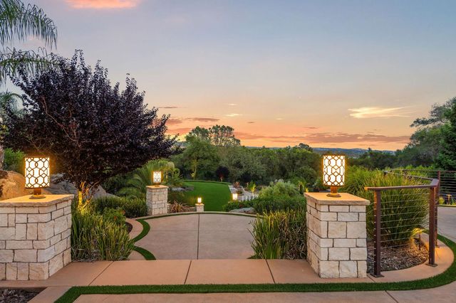 8950 Vista De Lago Ct, Granite Bay, CA 95746