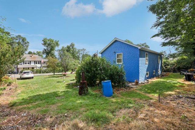 101 Seminole Ave, Lincoln Park Boro, NJ 07035