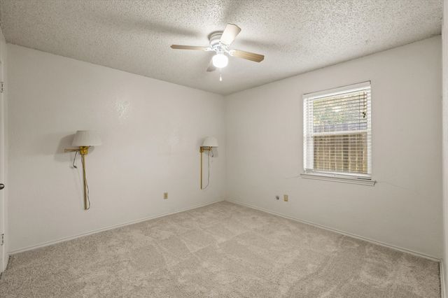 4811 French Wood Drive, Arlington, TX 76016