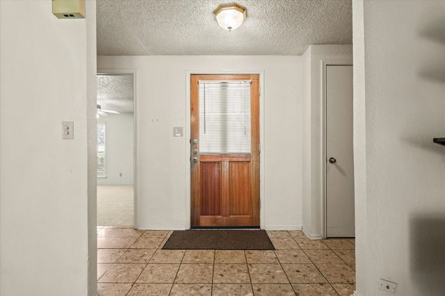 4811 French Wood Drive, Arlington, TX 76016