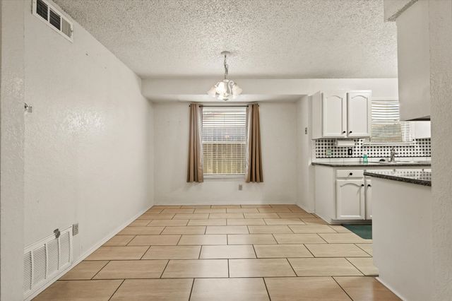4811 French Wood Drive, Arlington, TX 76016