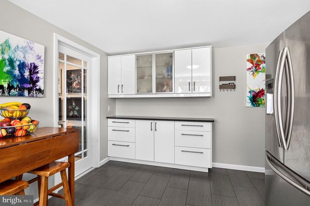 321 BUTTONWOOD ST, Hamilton, NJ 08619