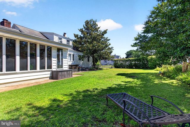 321 BUTTONWOOD ST, Hamilton, NJ 08619