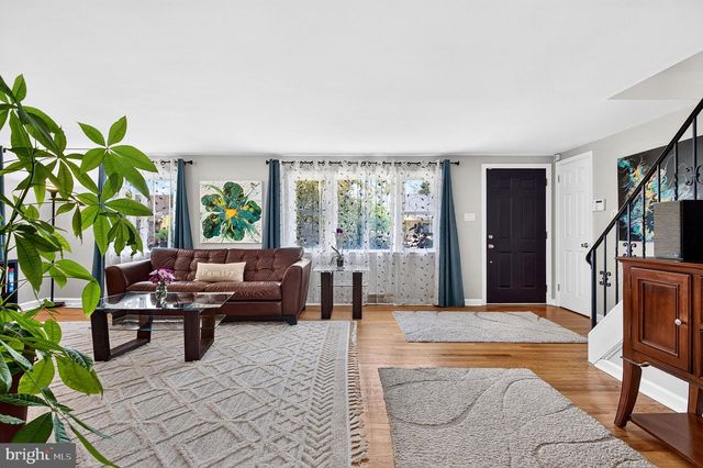 321 BUTTONWOOD ST, Hamilton, NJ 08619