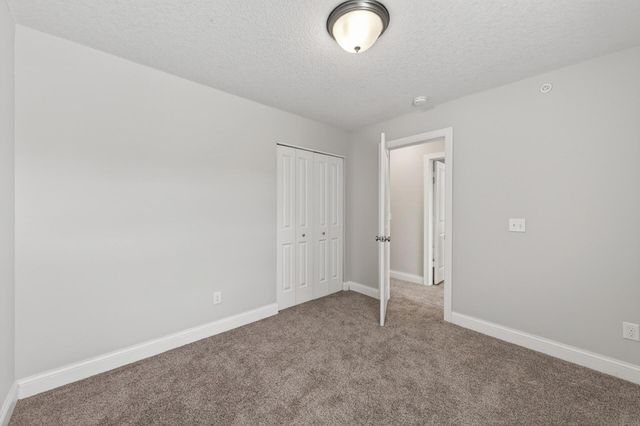 3201 Countryside Court B, Woodbury, MN 55129