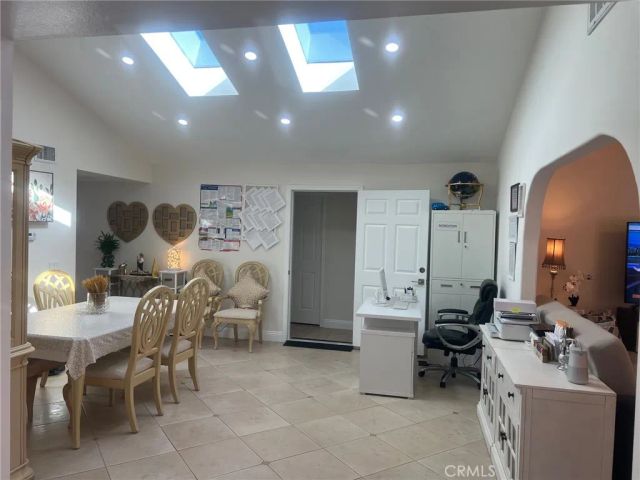 28010 Lakehurst, Canyon Country, CA 91351