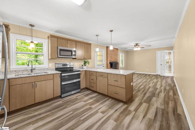 11 Fontana Drive, Greenville, SC 29609