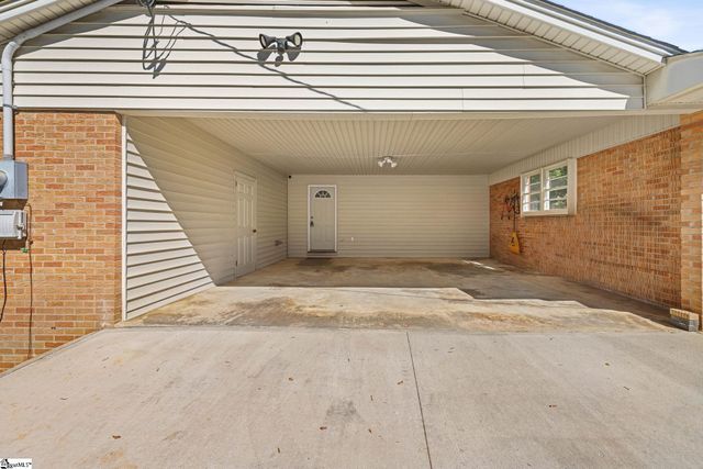 11 Fontana Drive, Greenville, SC 29609