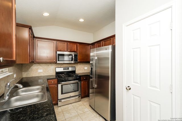 2667 Diamondback Trl, New Braunfels, TX 78130